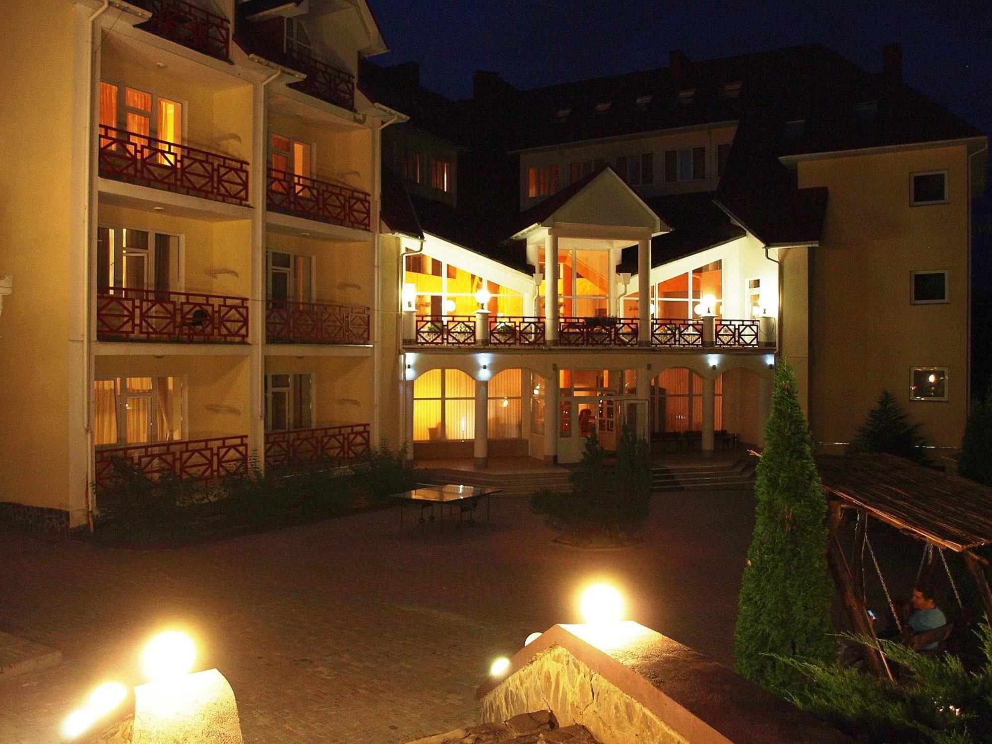 Recreation Complex Sunny Resort Poljana Exterior foto